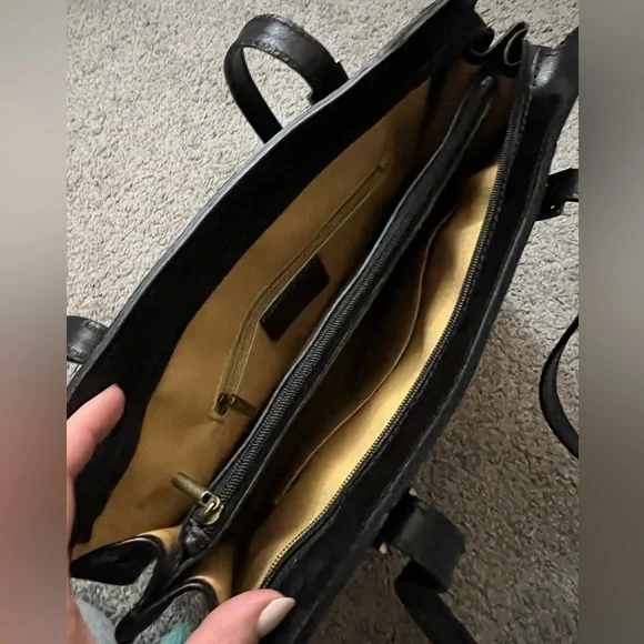 Vera Pelle Italian Handbag - Picture 10 of 16